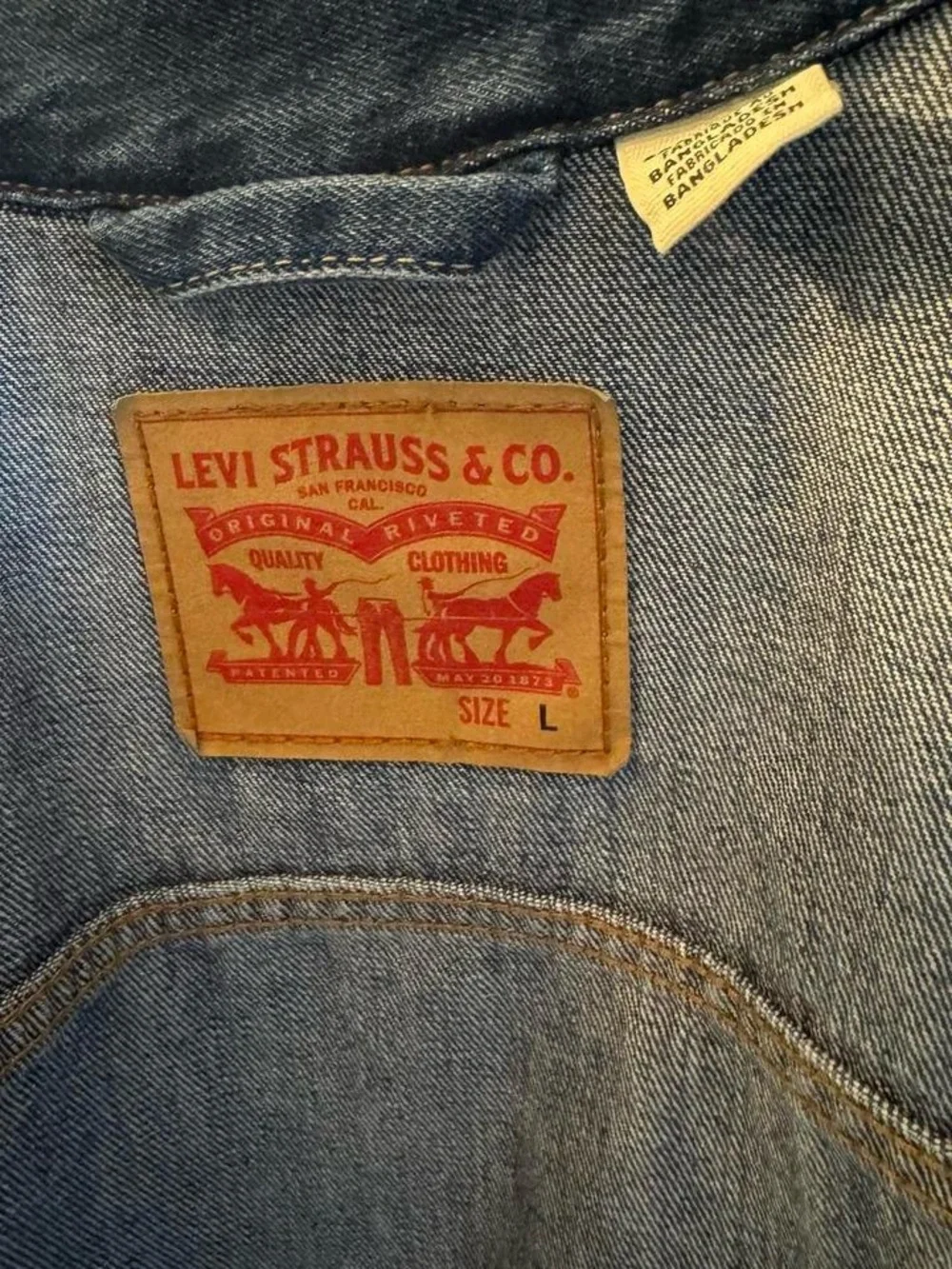 Levi's Blue Oversized Denim Jacket - Men's Classic Trucker